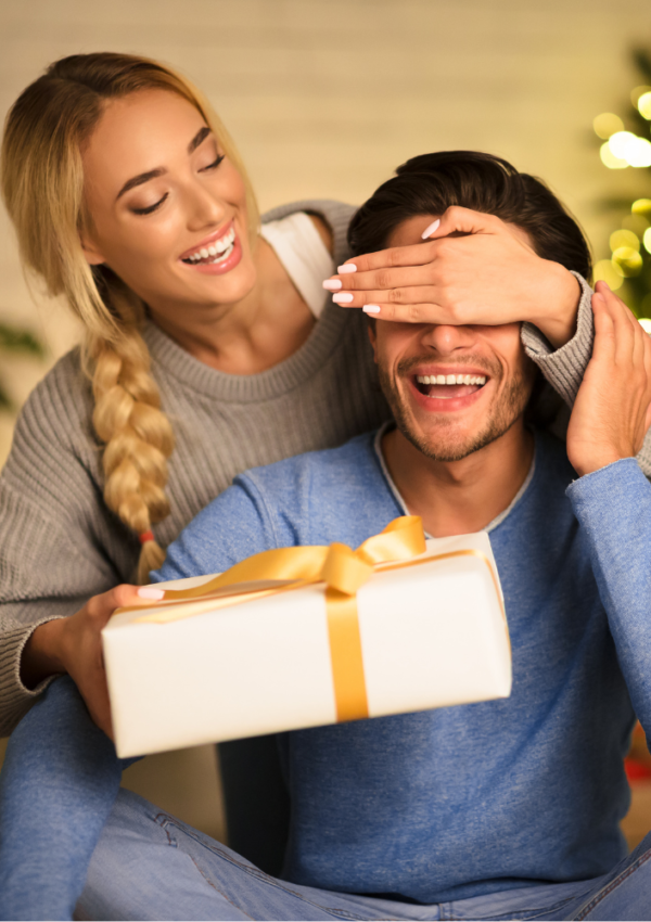 10 Most Romantic Gifts For Boyfriend – High Value Men love these